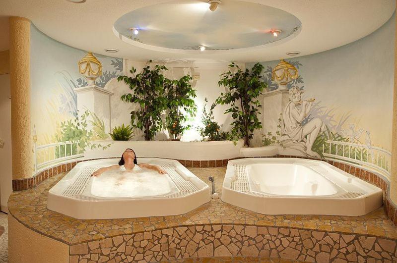 Hotel Reitzentrum Hausruckhof Ampflwang im Hausruckwald Luaran gambar